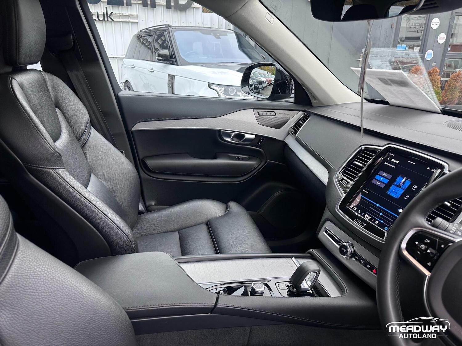 Used Volvo XC90 2023 for sale - 76283107: Photo 10