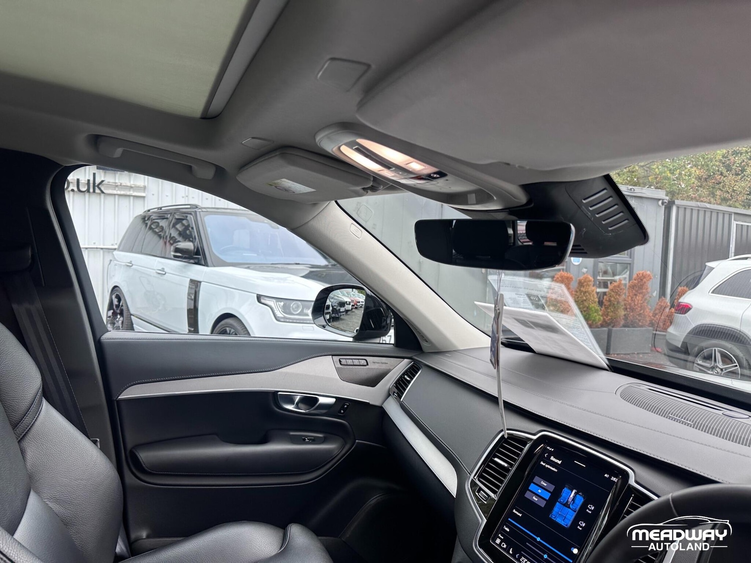 Used Volvo XC90 2023 for sale - 76283107: Photo 9