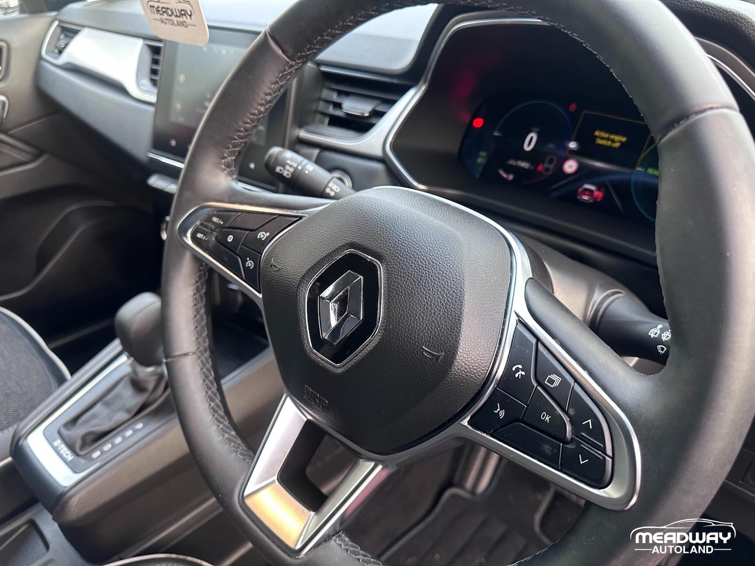 Used Renault Captur 2023 for sale - 77015450: Photo 28