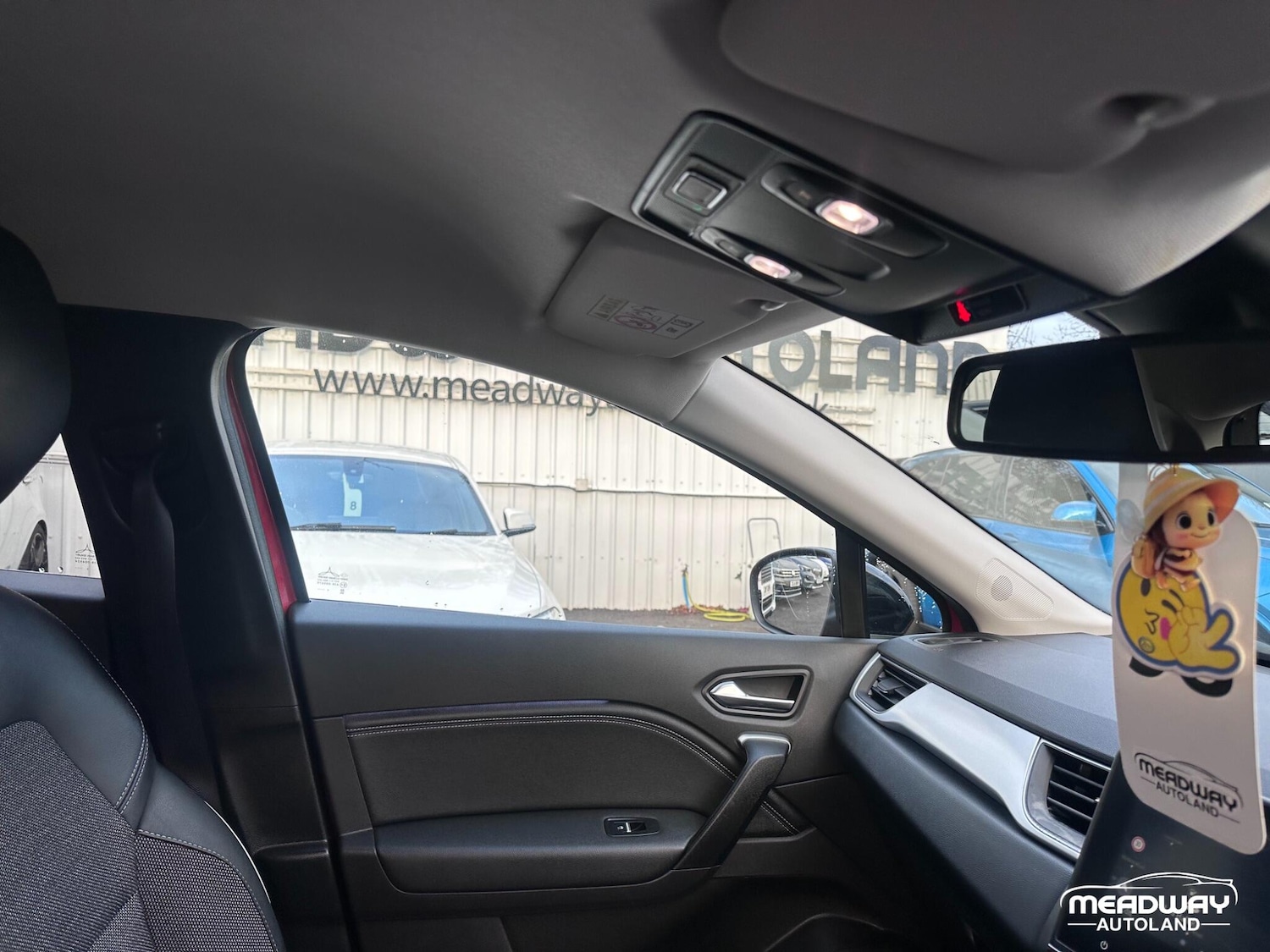 Used Renault Captur 2023 for sale - 77015450: Photo 34