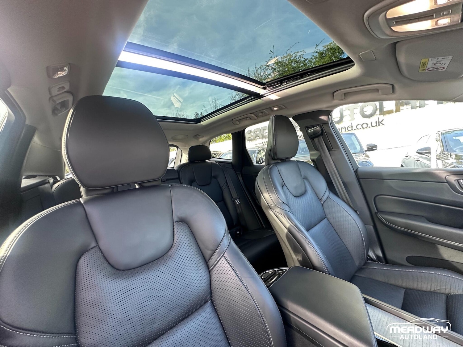 Used Volvo XC60 2024 for sale - 78204173: Photo 34