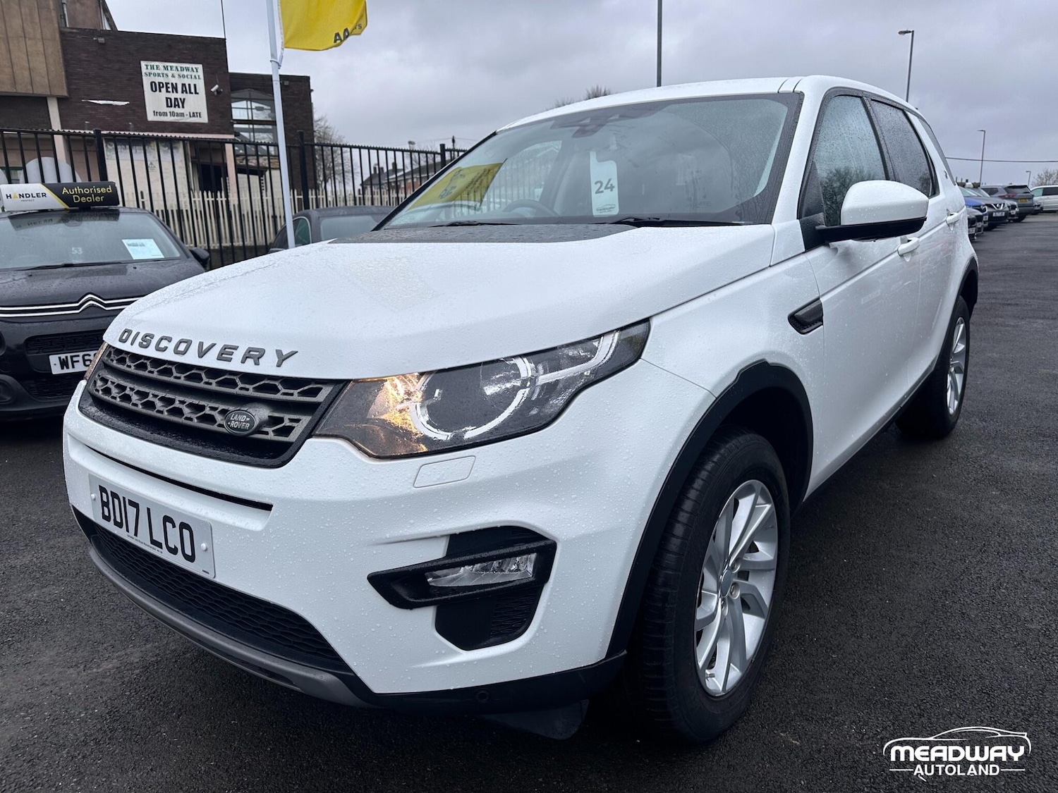 Used Land Rover Discovery Sport 2017 for sale - 77305501: Photo 5