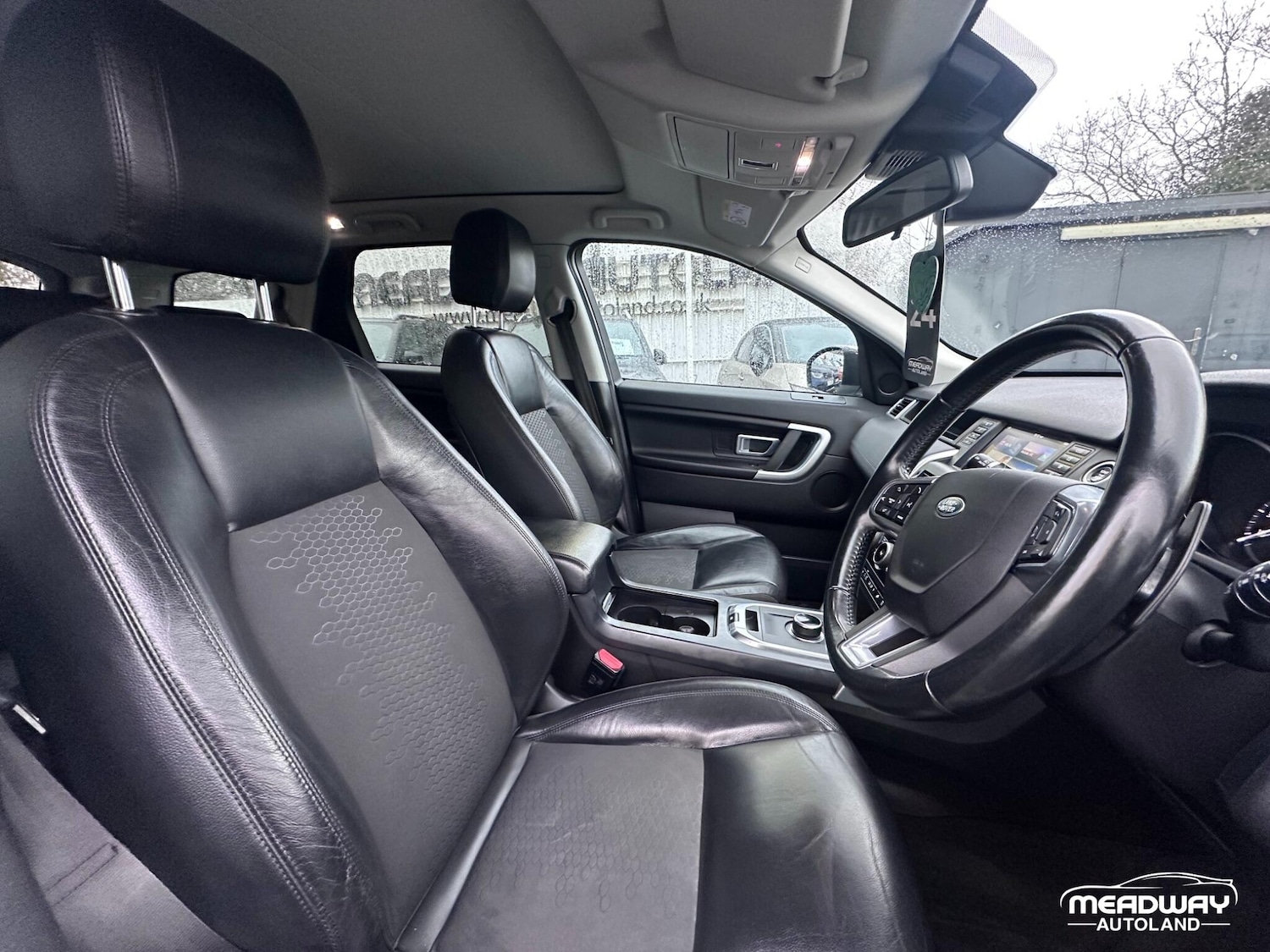 Used Land Rover Discovery Sport 2017 for sale - 77305501: Photo 7