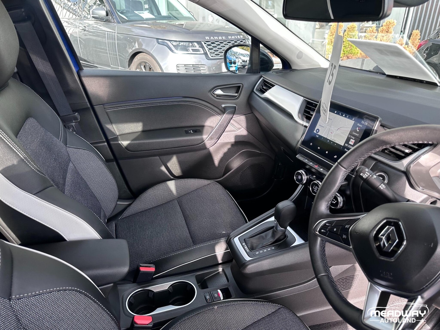 Used Renault Captur 2024 for sale - 76060404: Photo 23