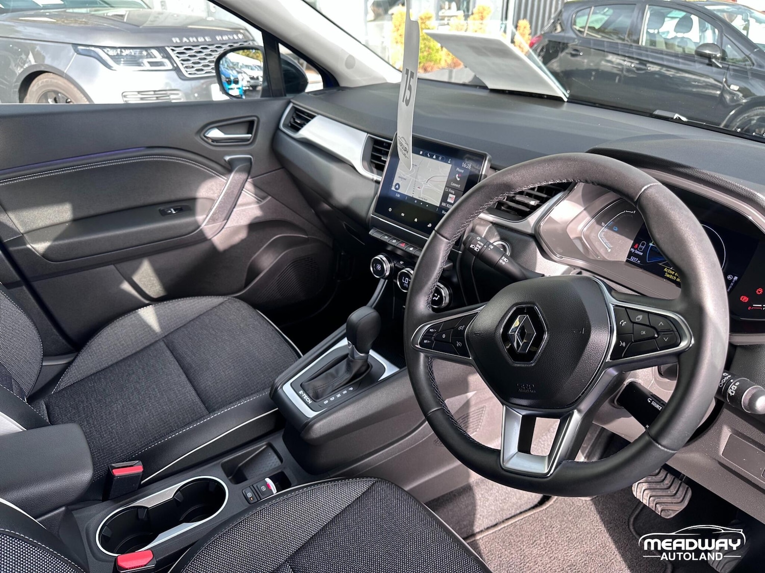 Used Renault Captur 2024 for sale - 76060404: Photo 24