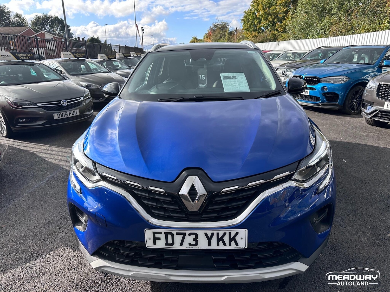Used Renault Captur 2024 for sale - 76060404: Photo 3