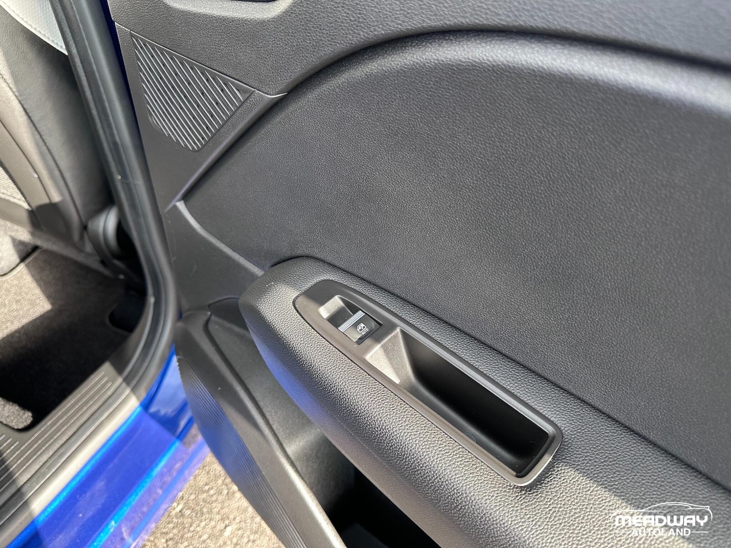 Used Renault Captur 2024 for sale - 76060404: Photo 32