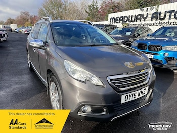 Used Peugeot 2008 2016 for sale - 76752569: Photo