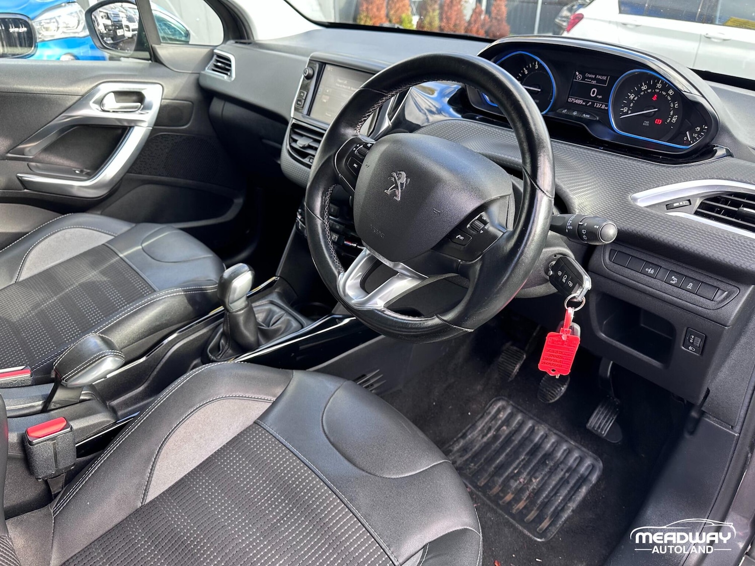 Used Peugeot 2008 2016 for sale - 76752569: Photo 31