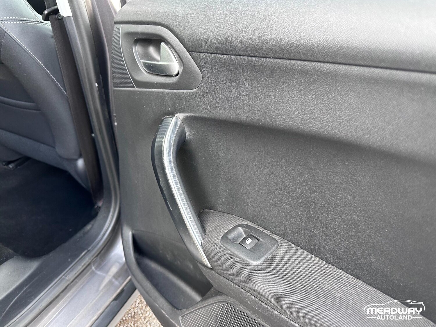 Used Peugeot 2008 2016 for sale - 76752569: Photo 46