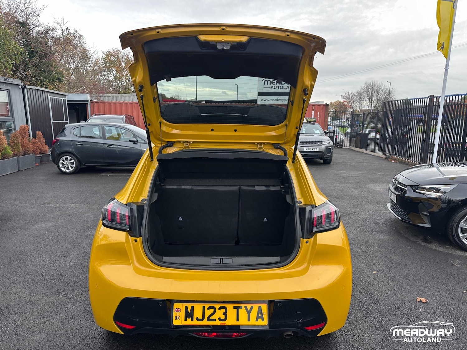 Used Peugeot 208 2023 for sale - 76472793: Photo 32