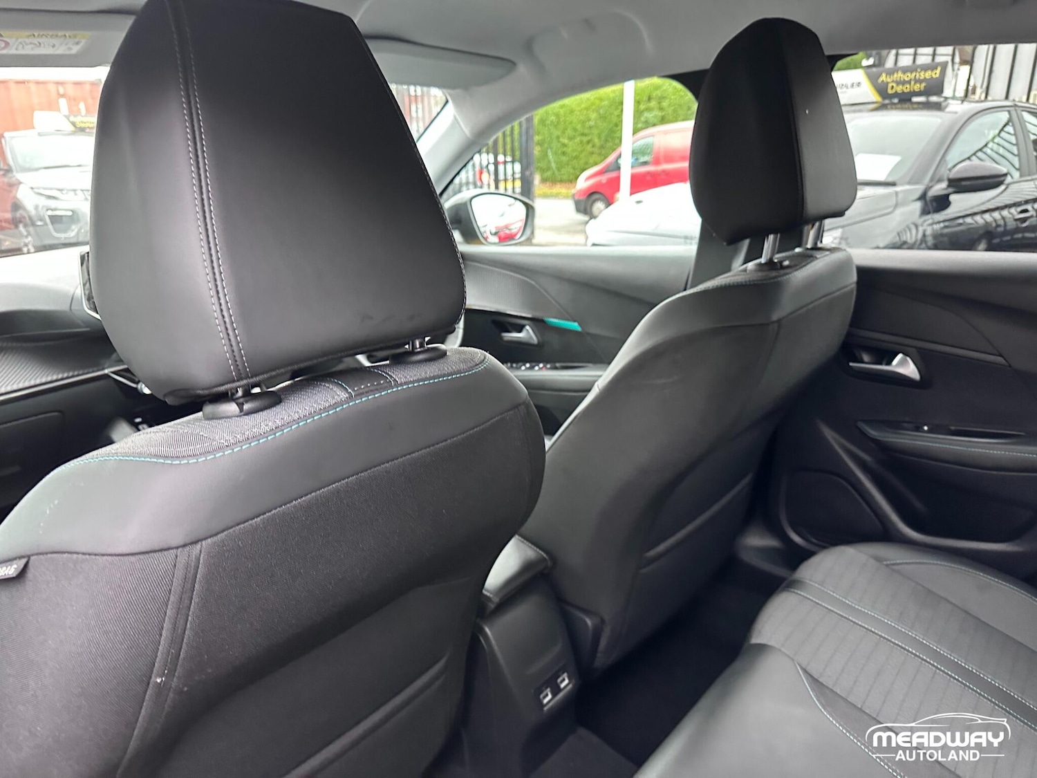 Used Peugeot 208 2023 for sale - 76472793: Photo 36