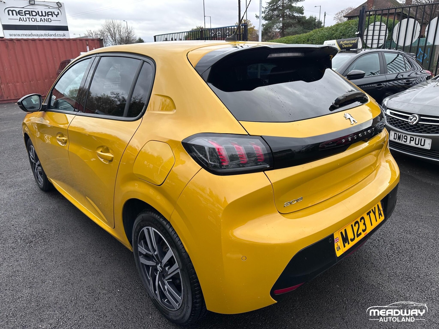 Used Peugeot 208 2023 for sale - 76472793: Photo 8