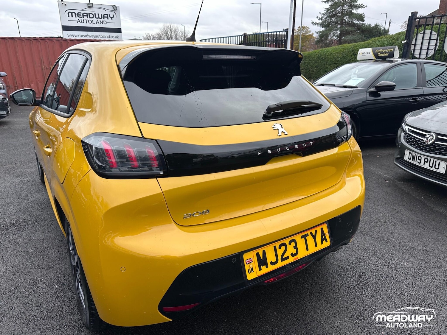 Used Peugeot 208 2023 for sale - 76472793: Photo 9