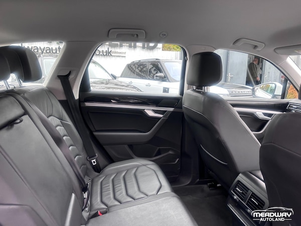 Used Volkswagen Touareg 2019 for sale - 76295629: Photo 36