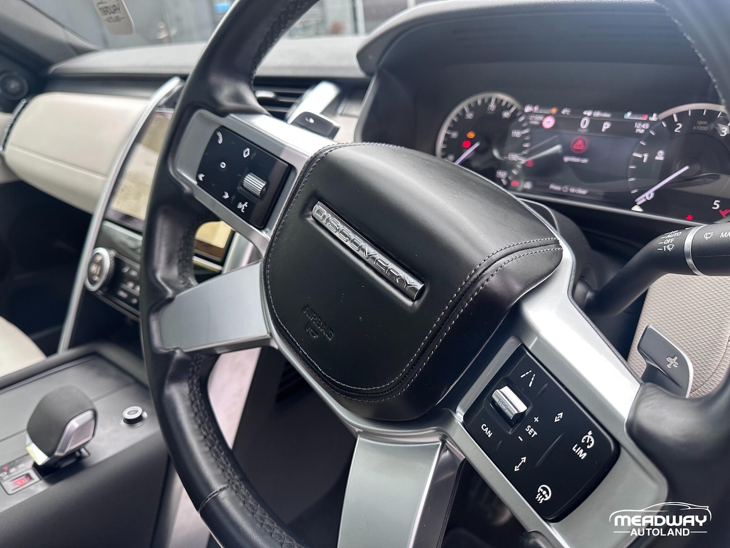 Used Land Rover Discovery 2023 for sale - 77330875: Photo 56