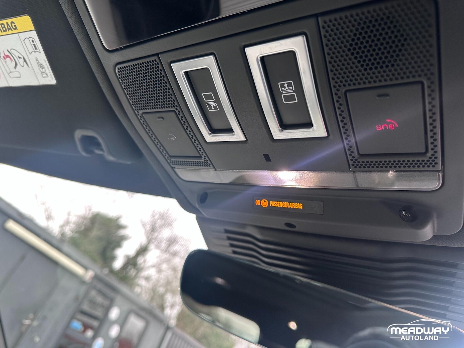 Used Land Rover Discovery 2023 for sale - 77330875: Photo 63