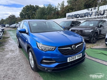 Vauxhall - Grandland X