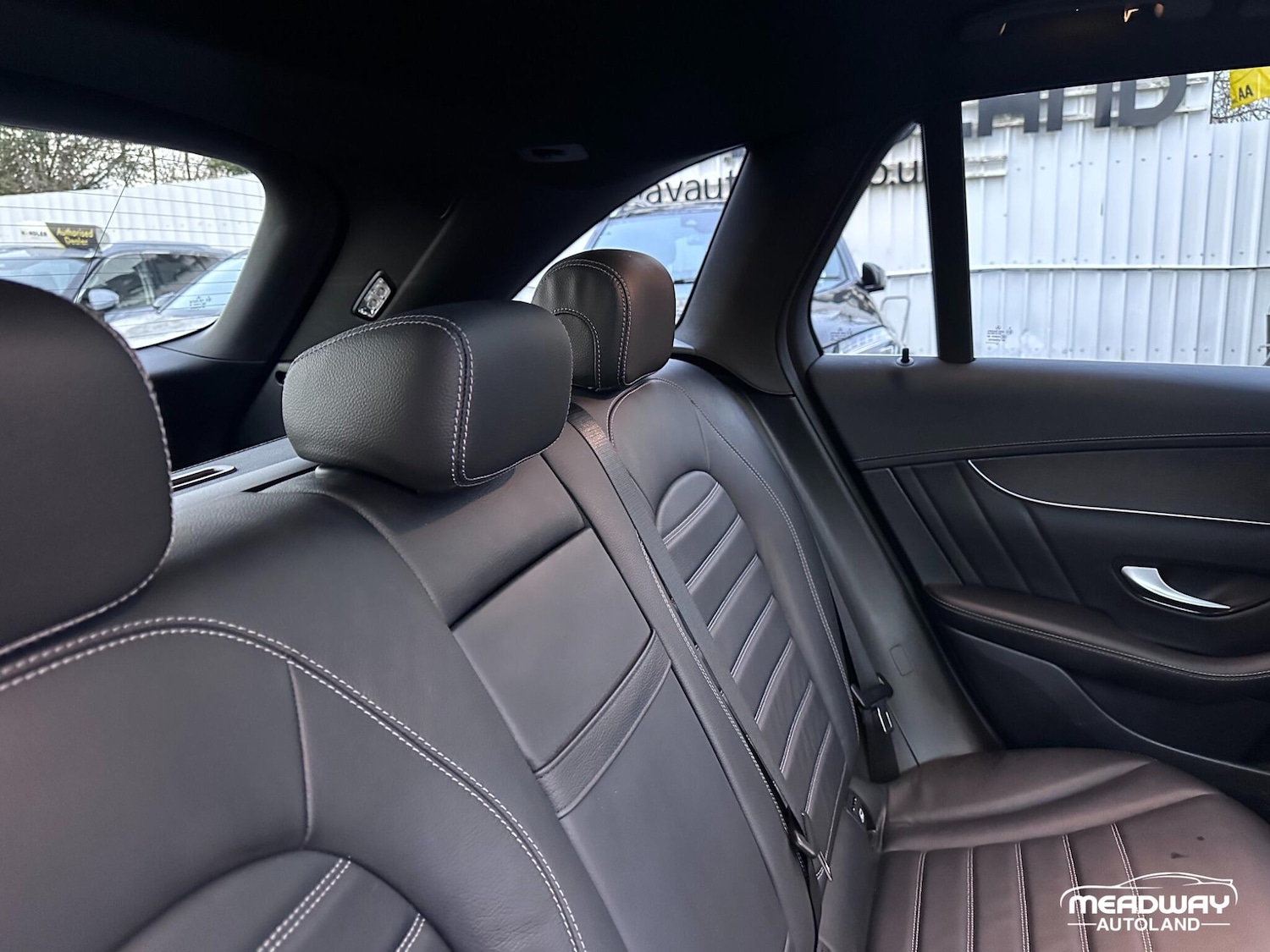 Used Mercedes-Benz GLC 2022 for sale - 77202623: Photo 10