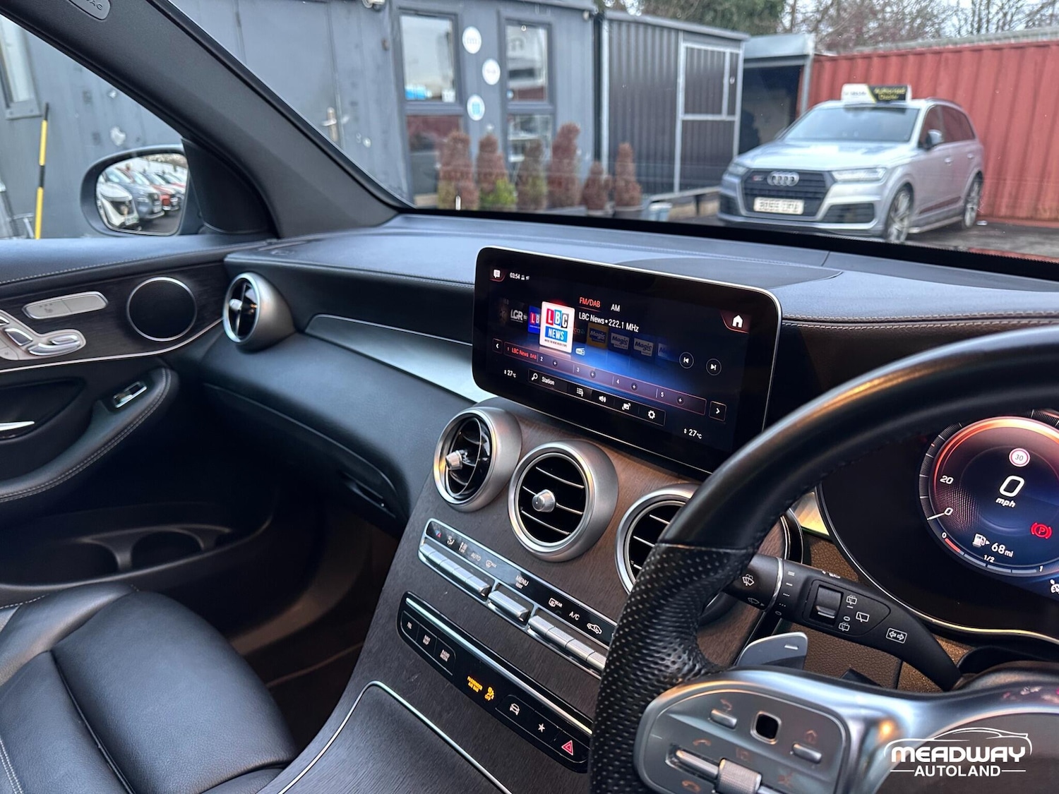 Used Mercedes-Benz GLC 2022 for sale - 77202623: Photo 23