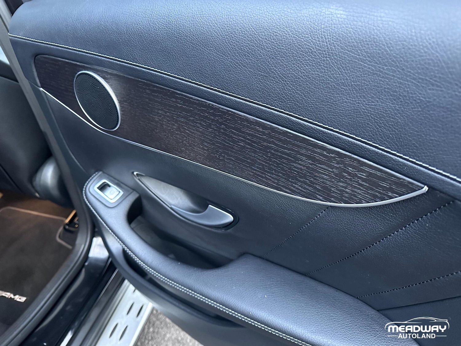 Used Mercedes-Benz GLC 2022 for sale - 77202623: Photo 30