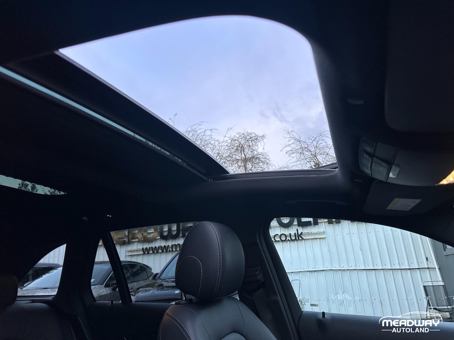 Used Mercedes-Benz GLC 2022 for sale - 77202623: Photo 42