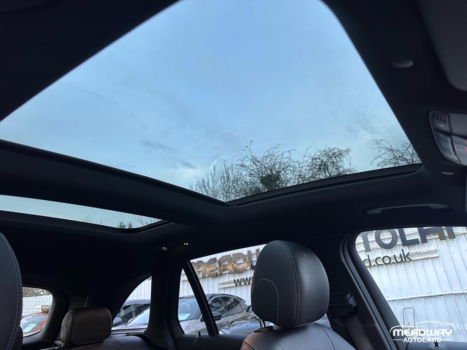 Used Mercedes-Benz GLC 2022 for sale - 77202623: Photo 44