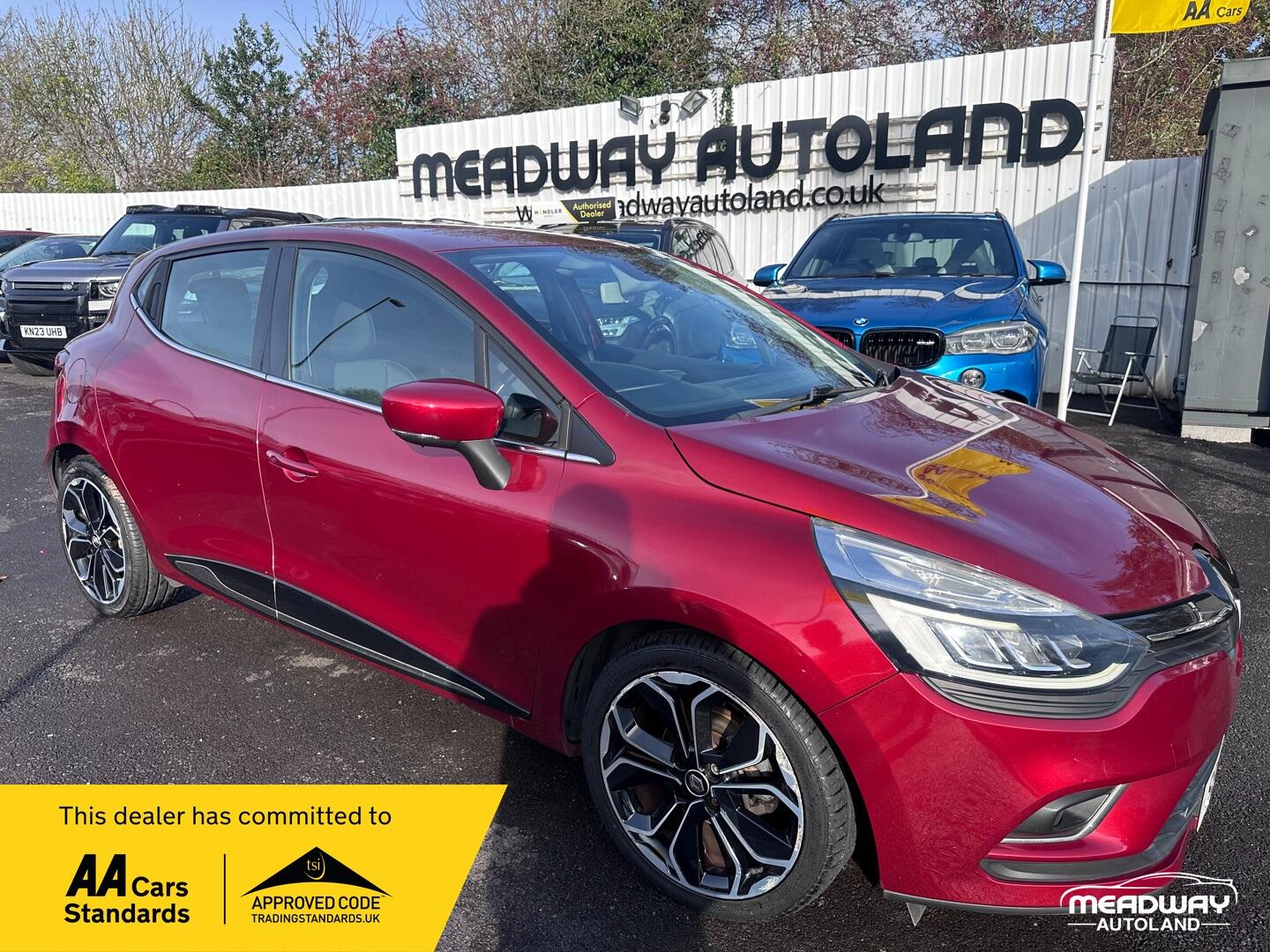 Used Renault Clio 2017 for sale - 76572329: Photo 1