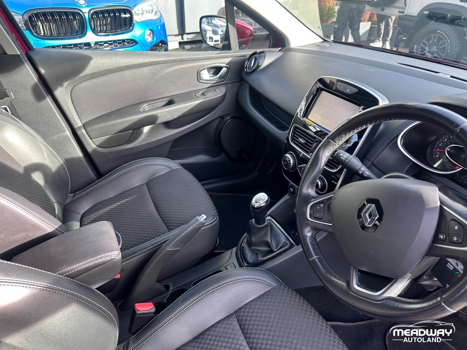 Used Renault Clio 2017 for sale - 76572329: Photo 21