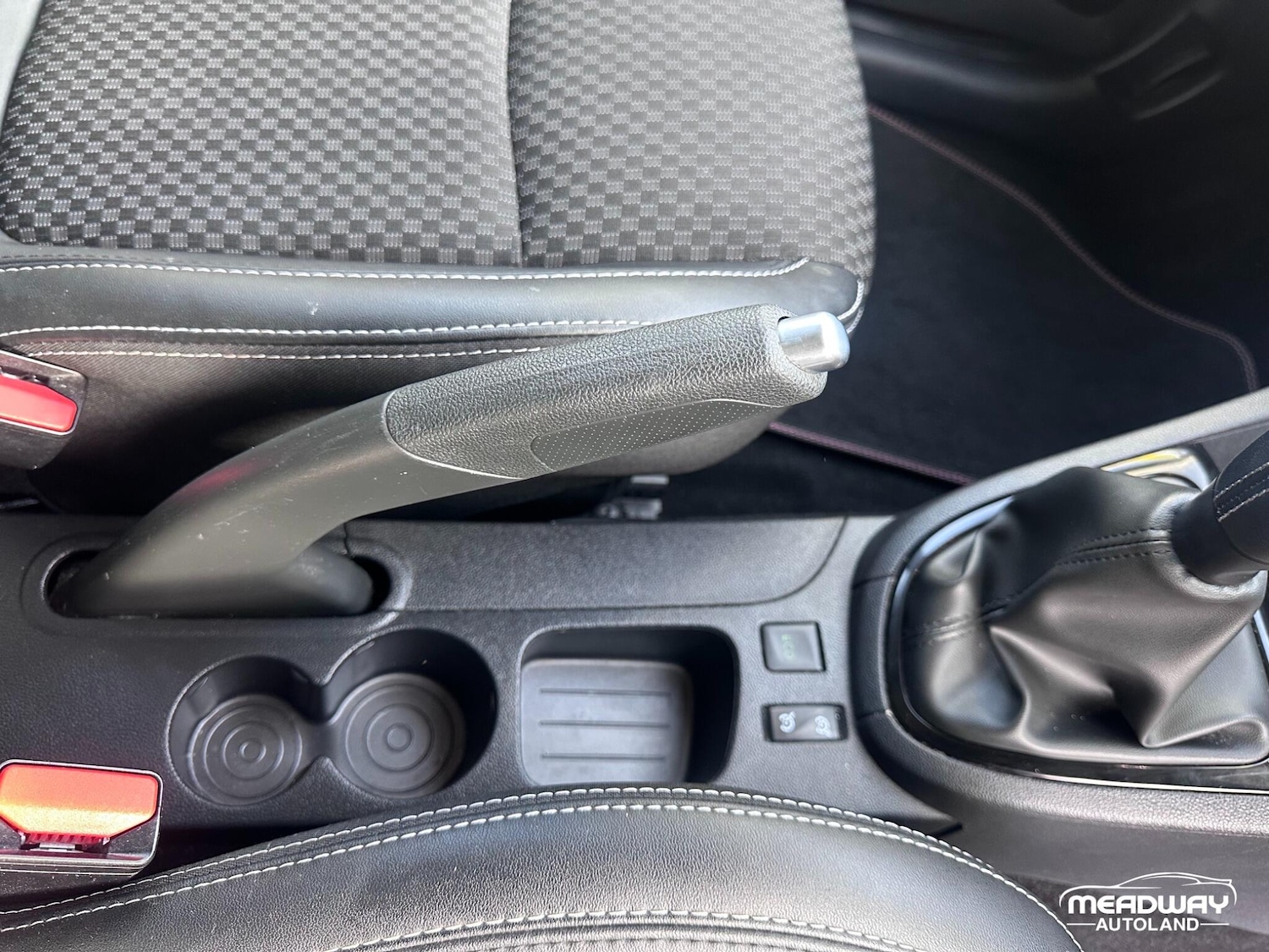 Used Renault Clio 2017 for sale - 76572329: Photo 26