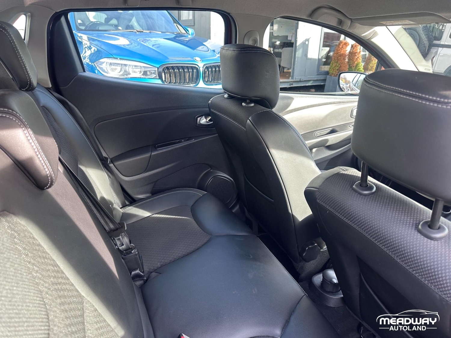 Used Renault Clio 2017 for sale - 76572329: Photo 32