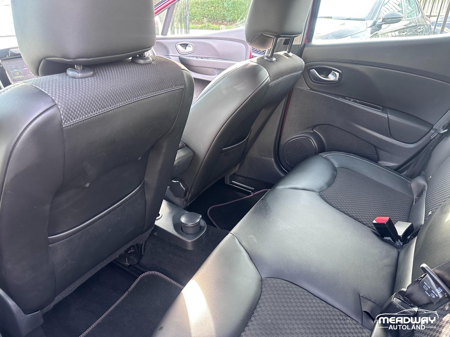 Used Renault Clio 2017 for sale - 76572329: Photo 40