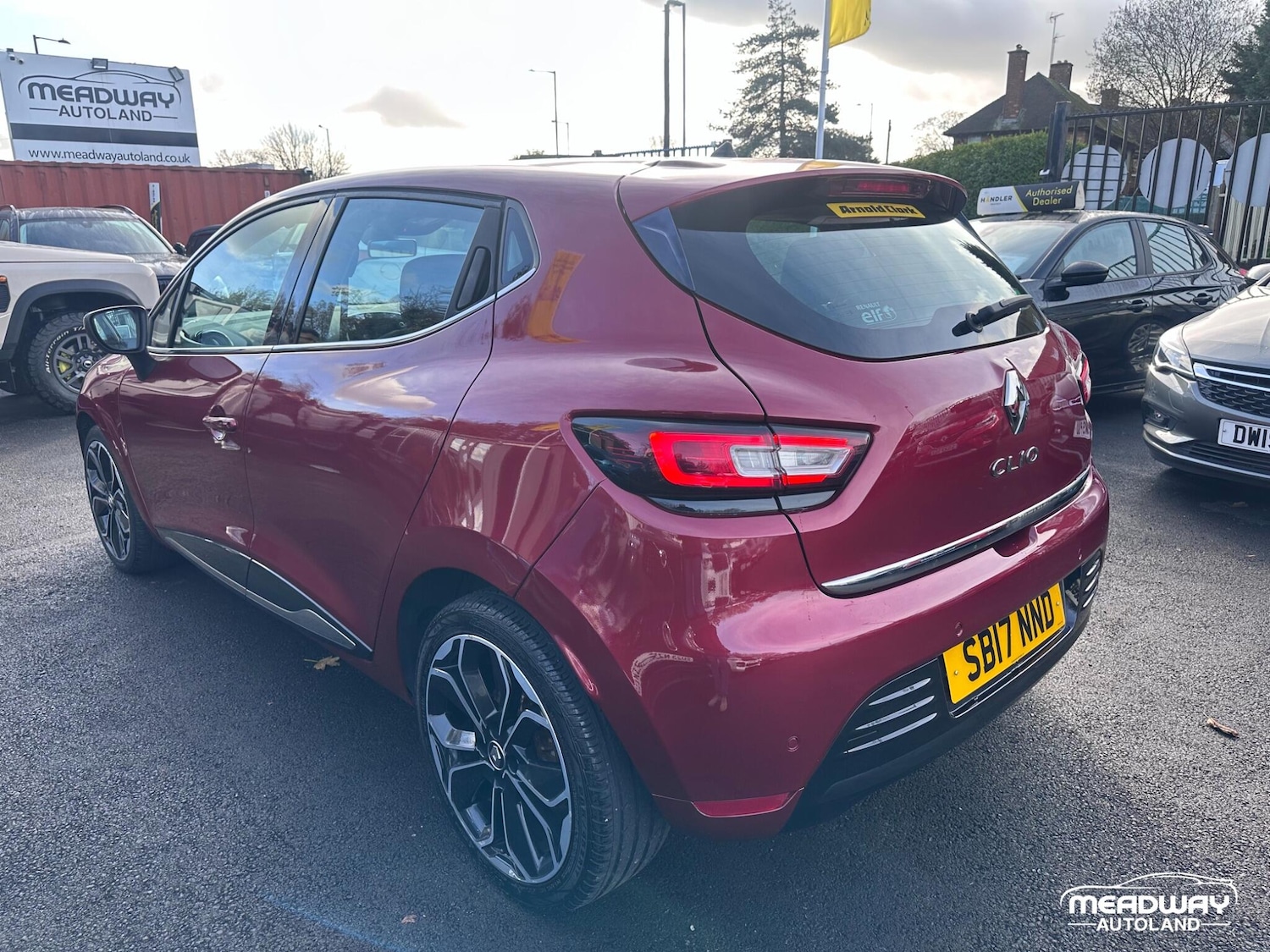 Used Renault Clio 2017 for sale - 76572329: Photo 9