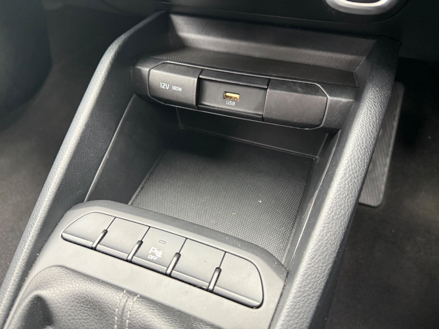 Used Kia Stonic 2022 for sale - 77081287: Photo 30