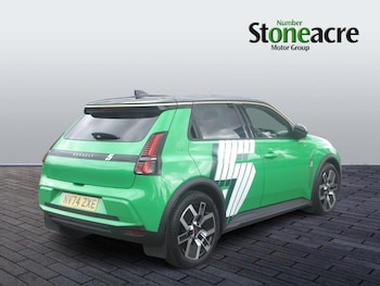 Used Renault 5 E-Tech electric 2025 for sale - 75588522: Photo
