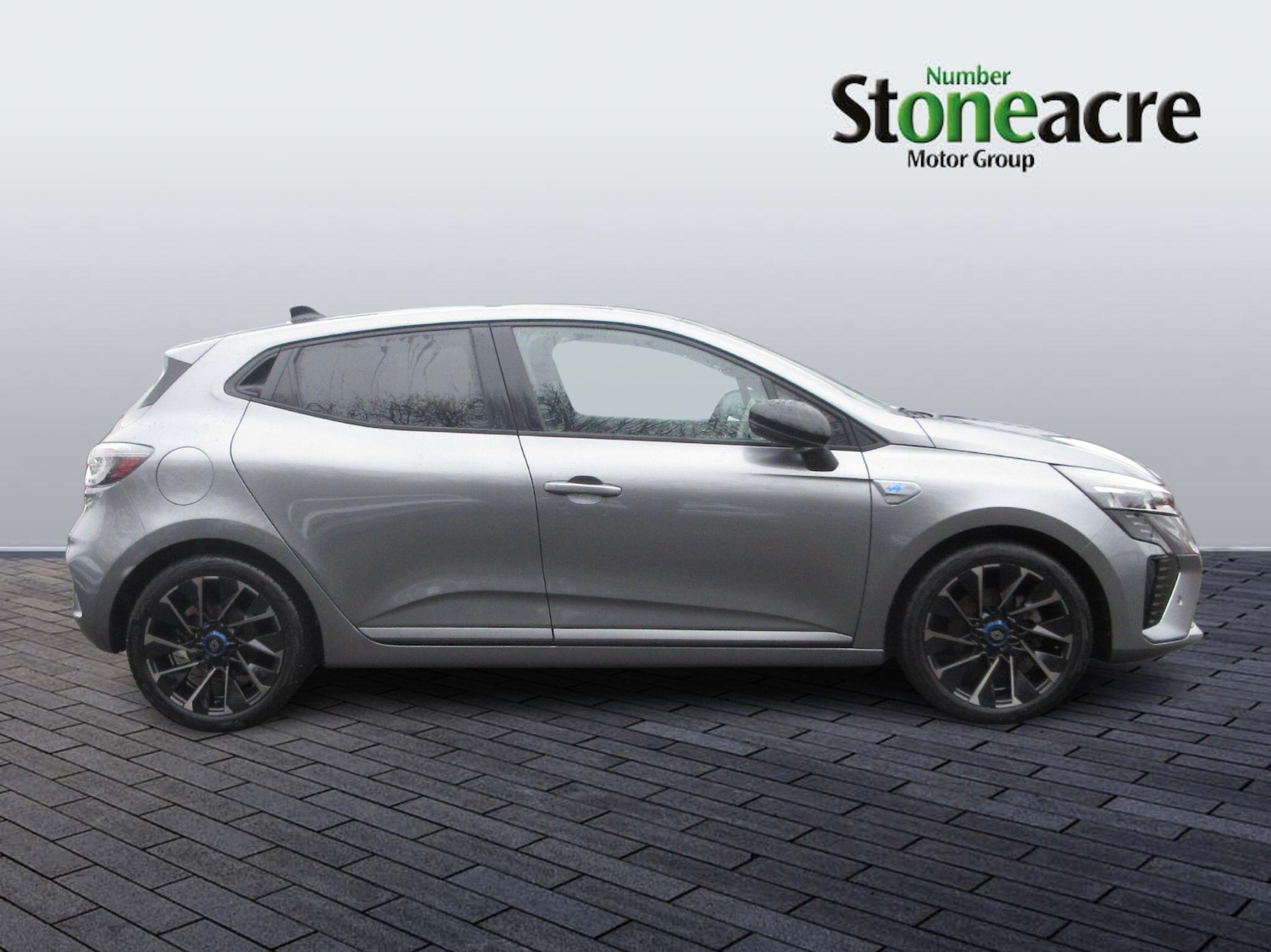 Used Renault Clio 2024 for sale - 77175014: Photo 2