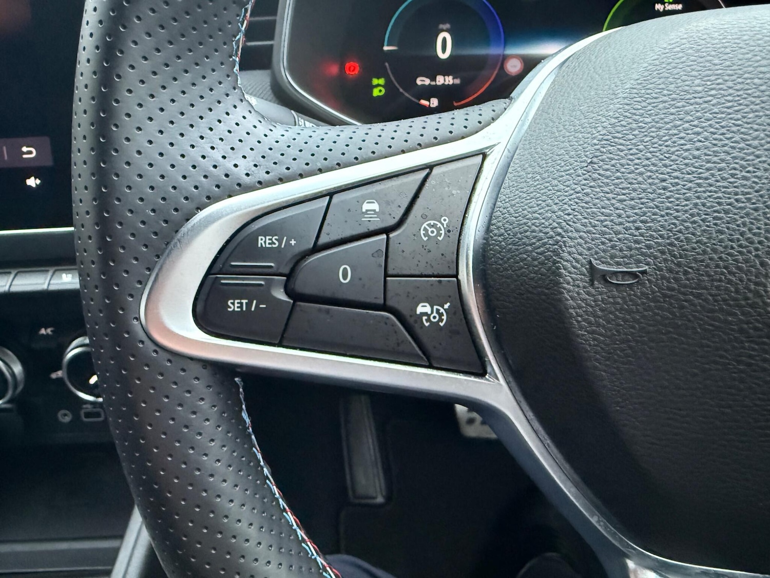 Used Renault Clio 2024 for sale - 77175014: Photo 35