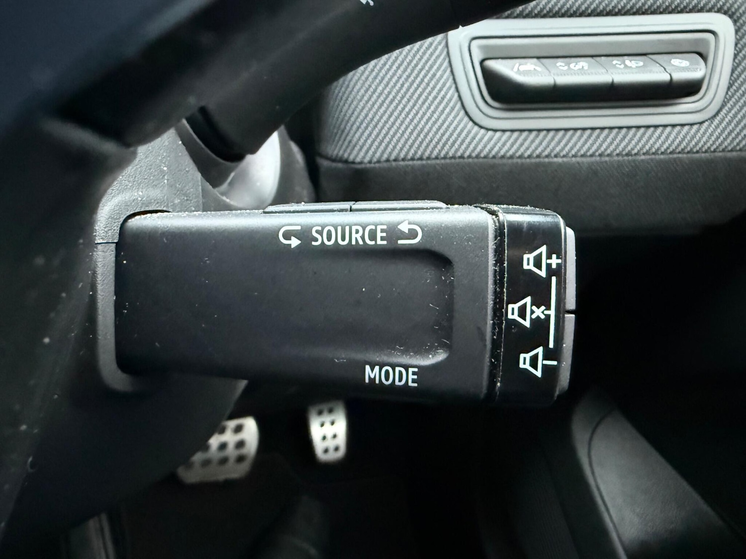 Used Renault Clio 2024 for sale - 77175014: Photo 39