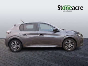 Used Peugeot 208 2023 for sale - 76765369: Photo