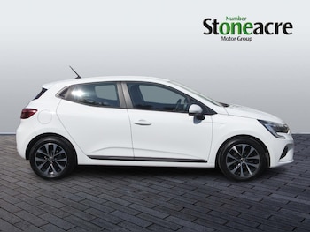 Used Renault Clio 2022 for sale - 75237381: Photo