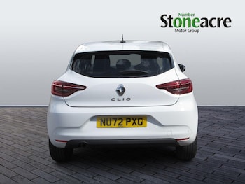 Used Renault Clio 2022 for sale - 75237381: Photo