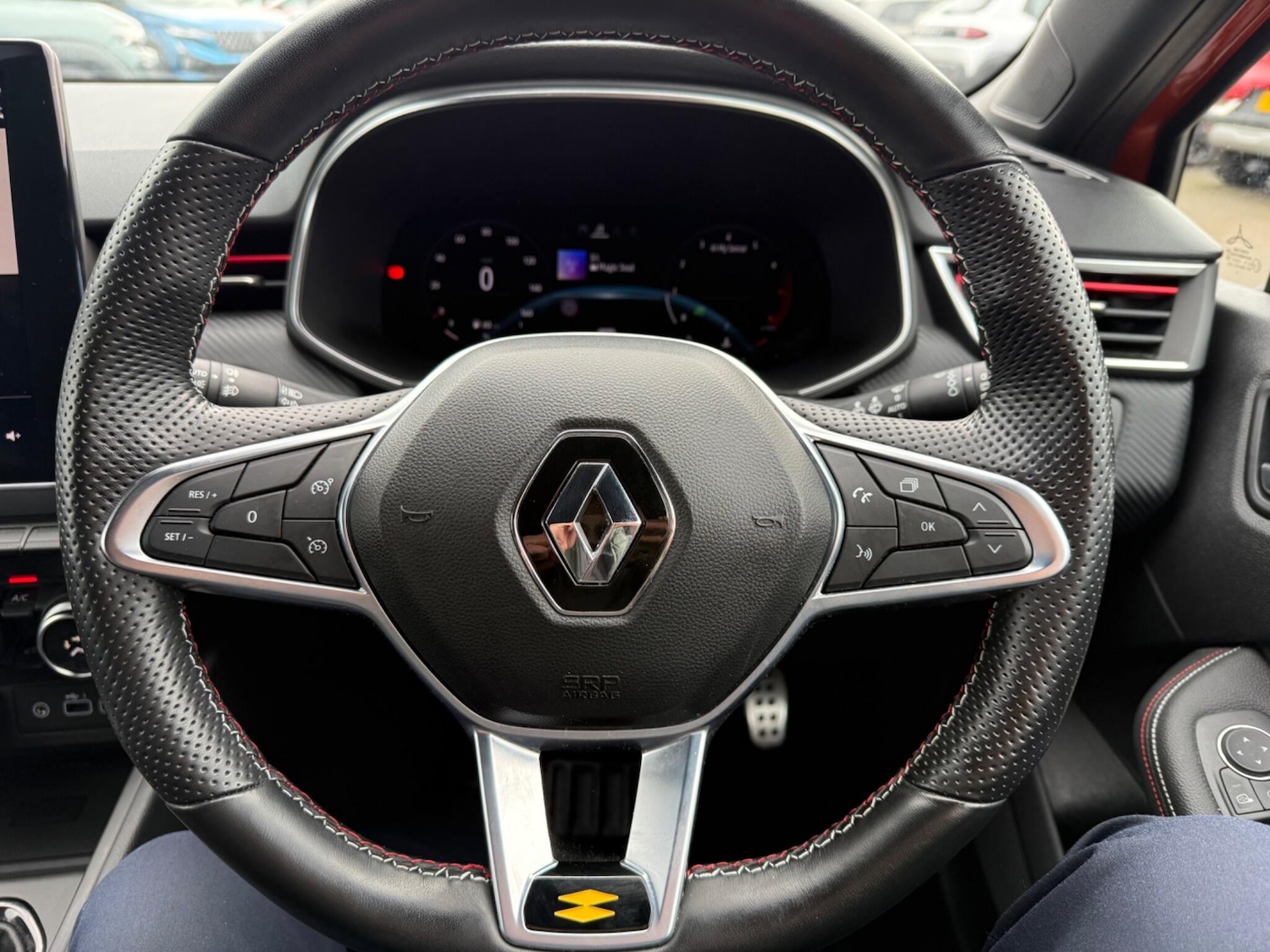 Used Renault Clio 2023 for sale - 77994063: Photo 24