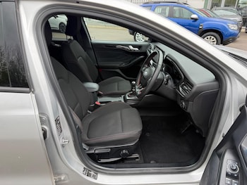 Used Ford Focus 2023 for sale - 78184978: Photo