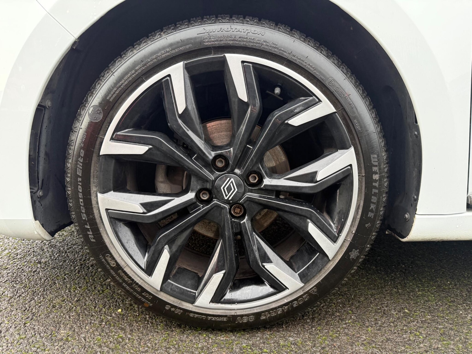 Used Renault Clio for sale - 77321063: Photo 13