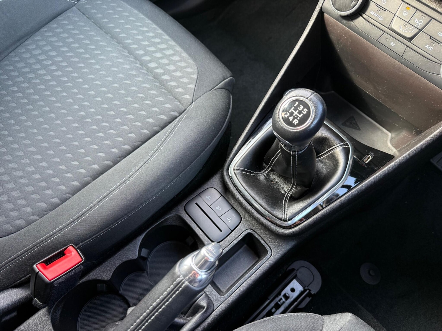 Used Ford Fiesta for sale - 77753060: Photo 32