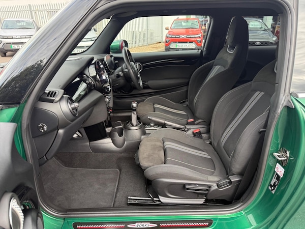 Used MINI Hatch 2021 for sale - 76071797: Photo 17