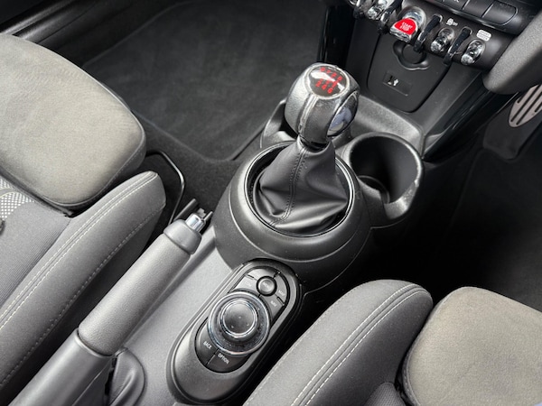 Used MINI Hatch 2021 for sale - 76071797: Photo 31