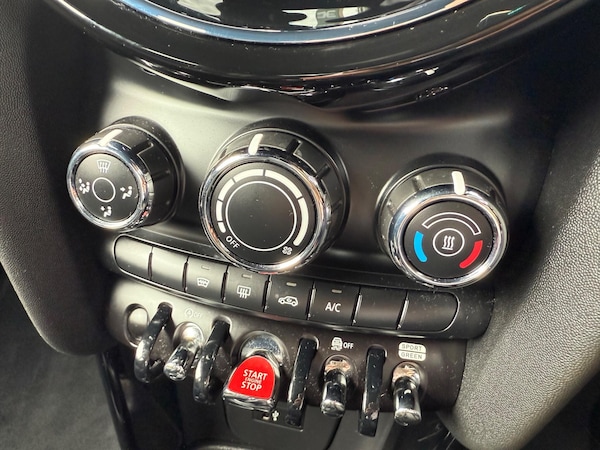 Used MINI Hatch 2021 for sale - 76071797: Photo 33