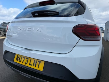 2023 (73) - 1.0 TCe Bi-Fuel Expression 5dr