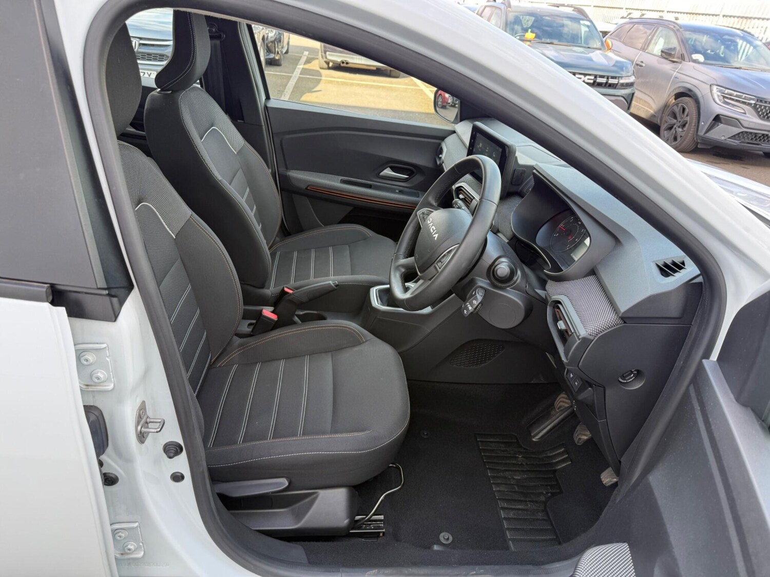 Used Dacia Sandero Stepway 2023 for sale - 77838483: Photo 6